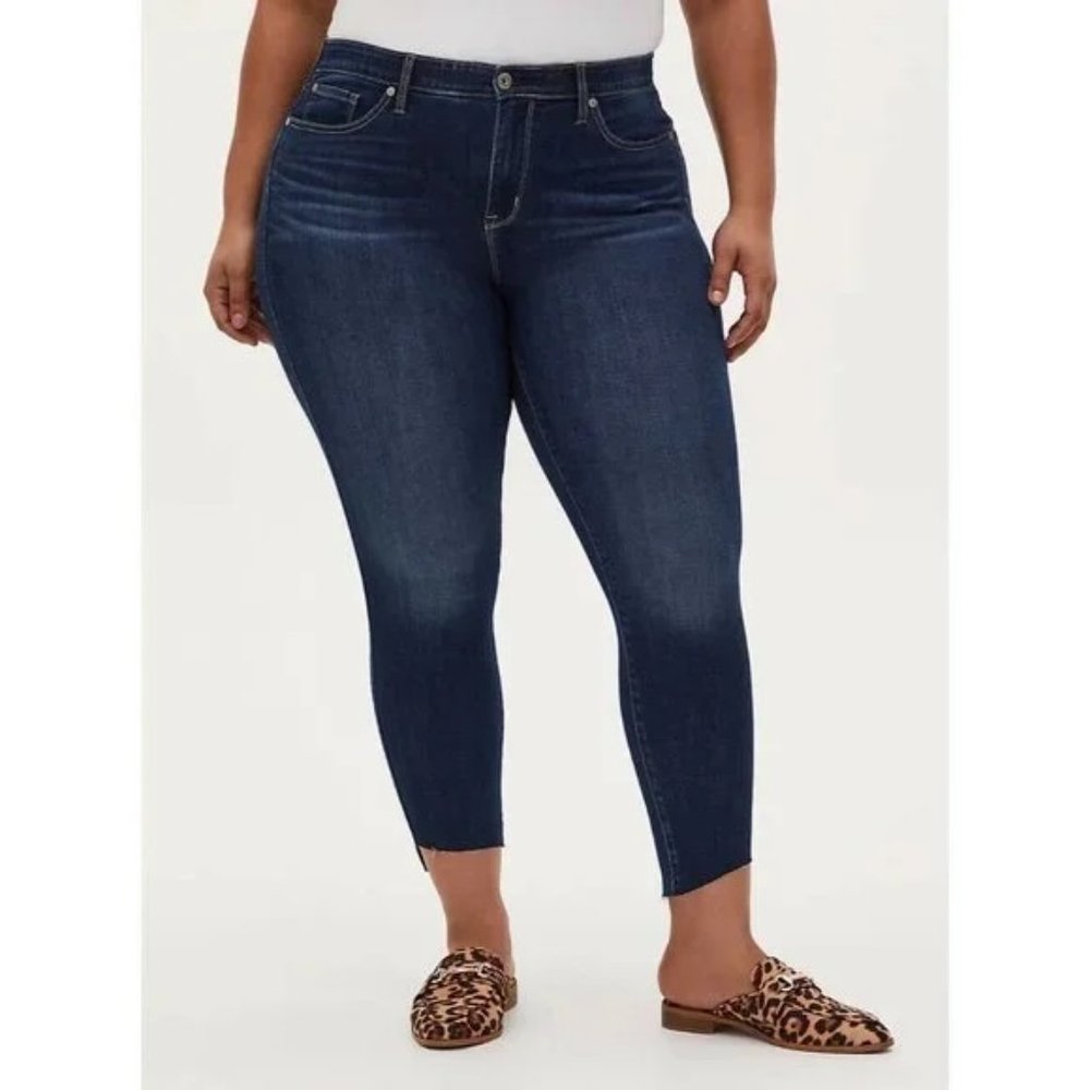 Torrid feel the fit high sky skinny Cotton raw hem plus dark wash jeans